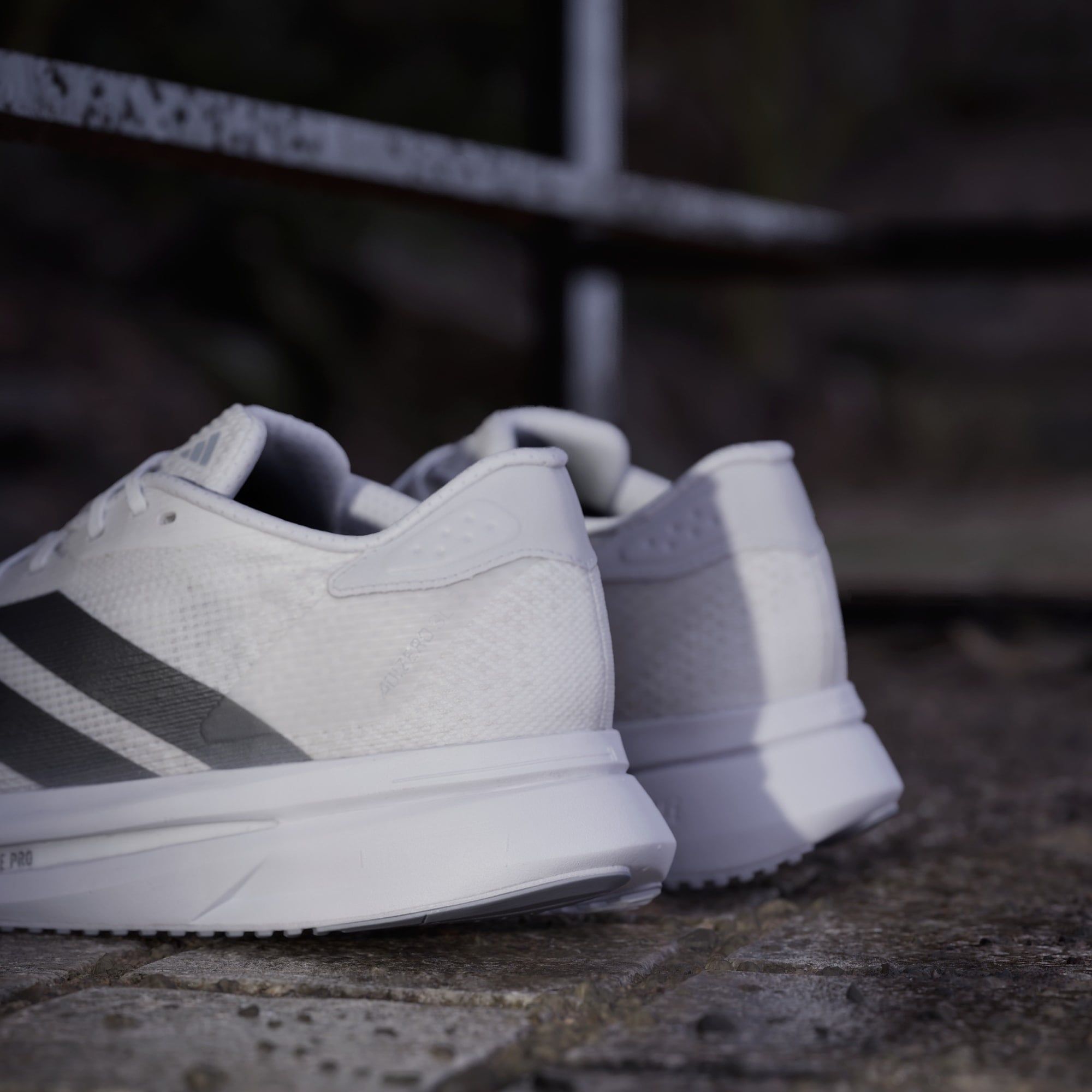  Giày chạy bộ Nam Adizero SL2 