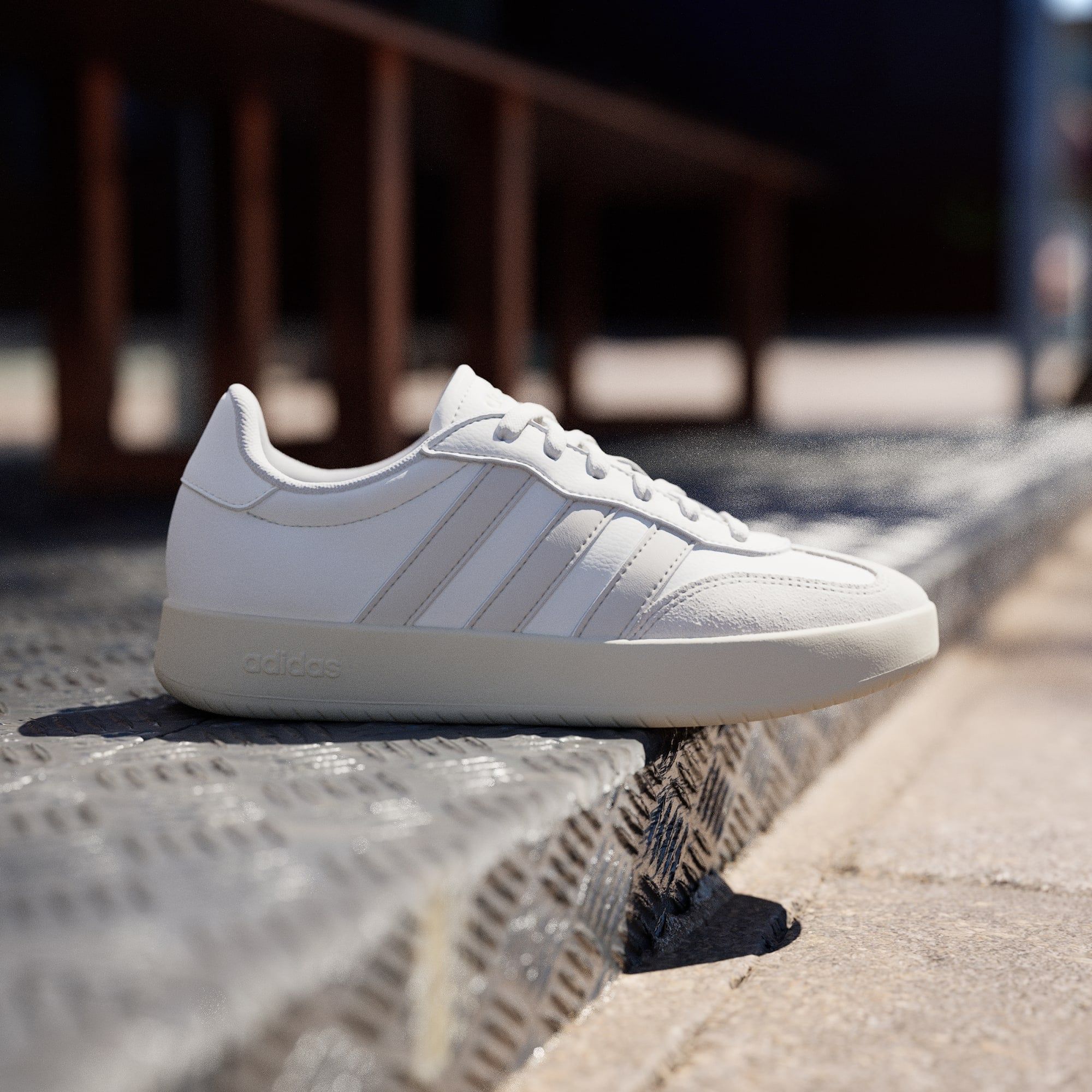  Giày thể thao Nữ BARREDA 