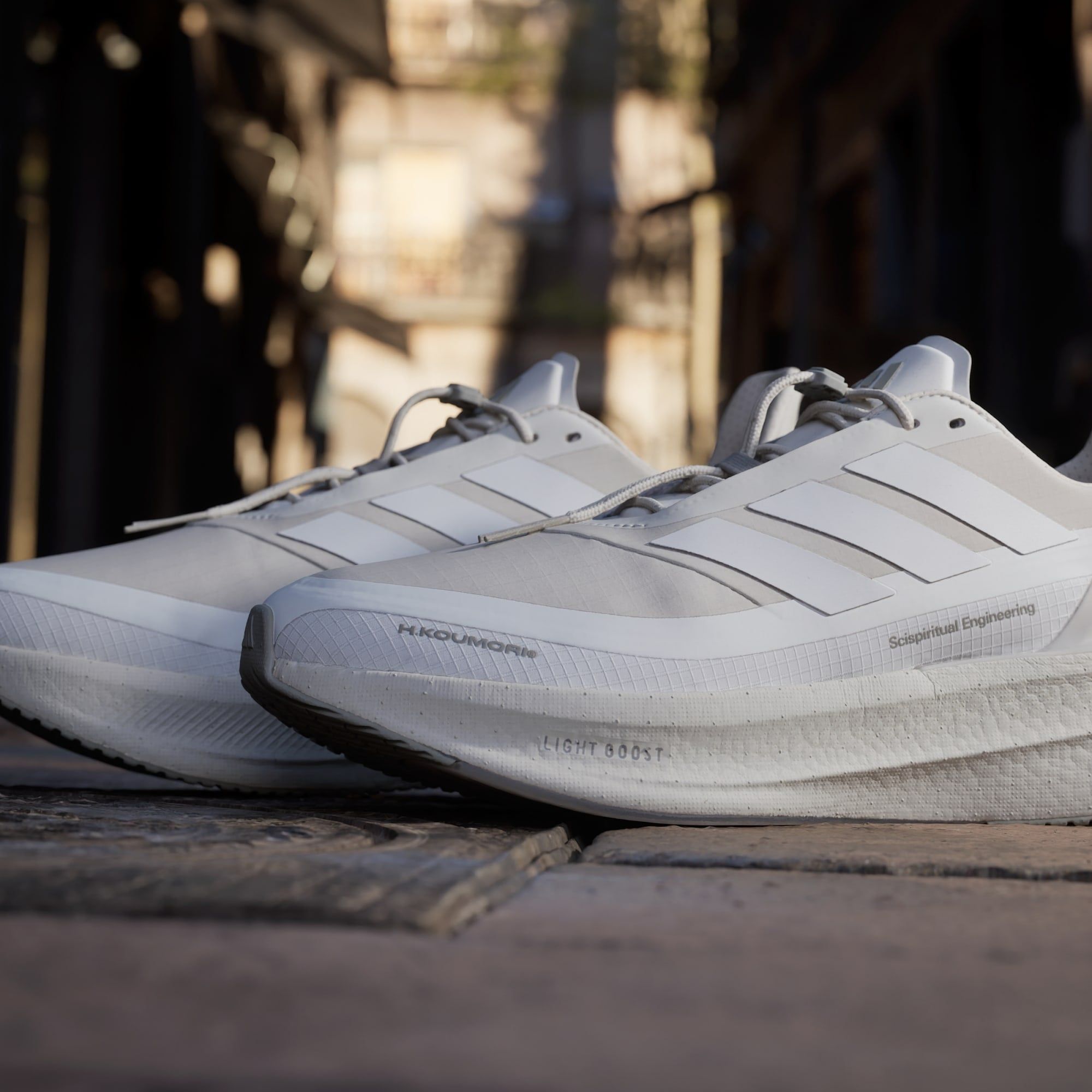  GIÀY CHẠY BỘ NAM ADIDAS ULTRABOOST 5 HERMANOS KOUMORI - JQ5387 