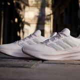  Giày chạy bộ Nữ ULTRARUN 5 W 