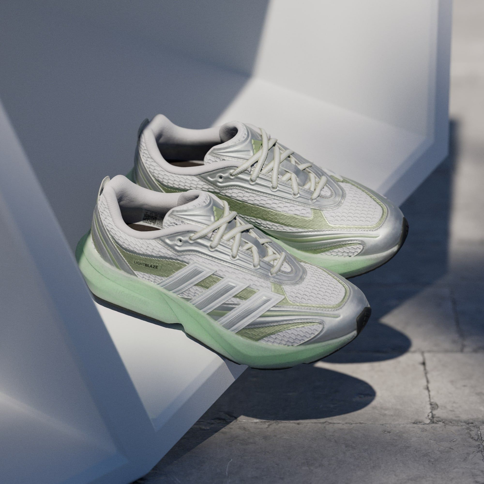  Giày thể thao Nữ LIGHTBLAZE GLOW 