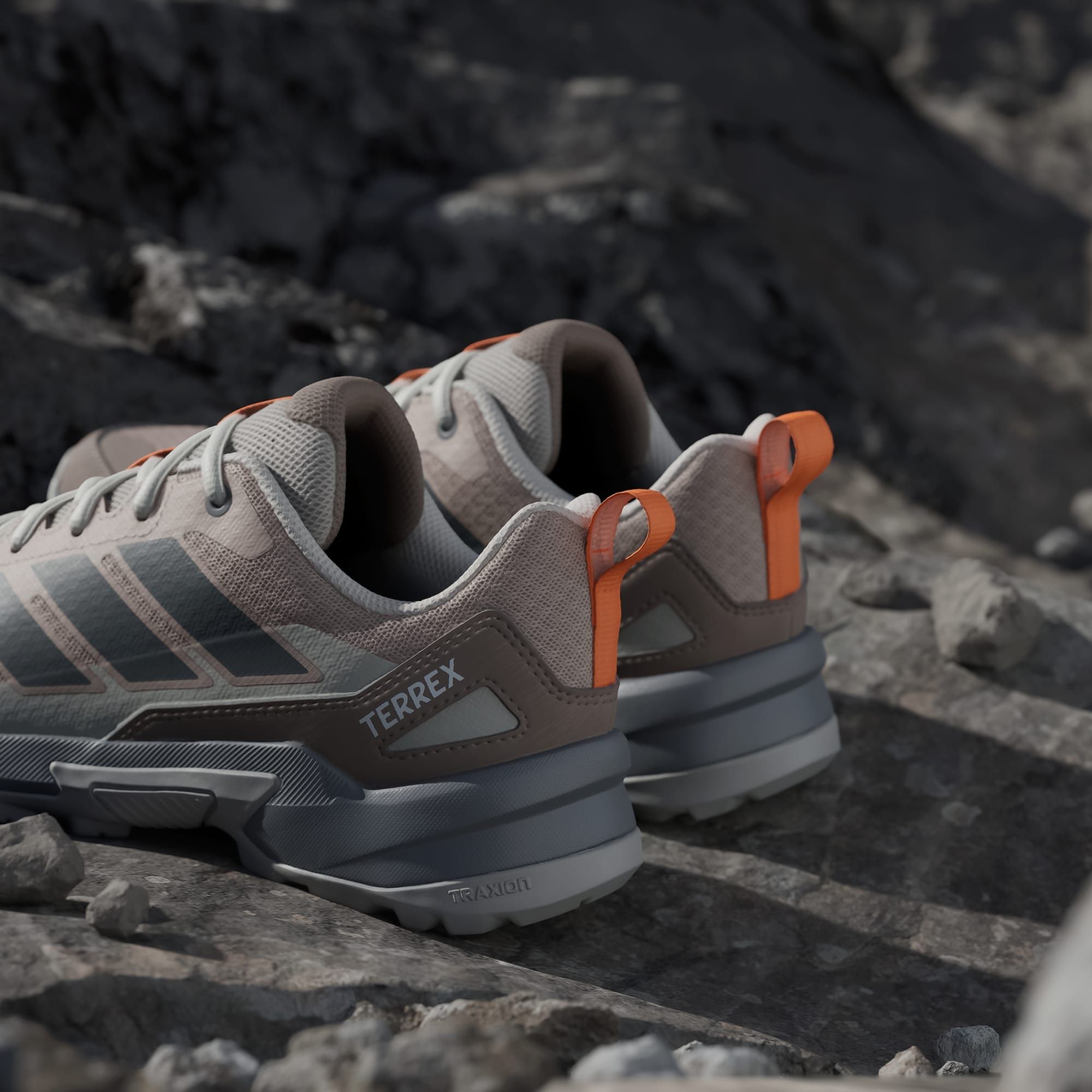  Giày outdoor Nữ Terrex Eastrail 3 W 
