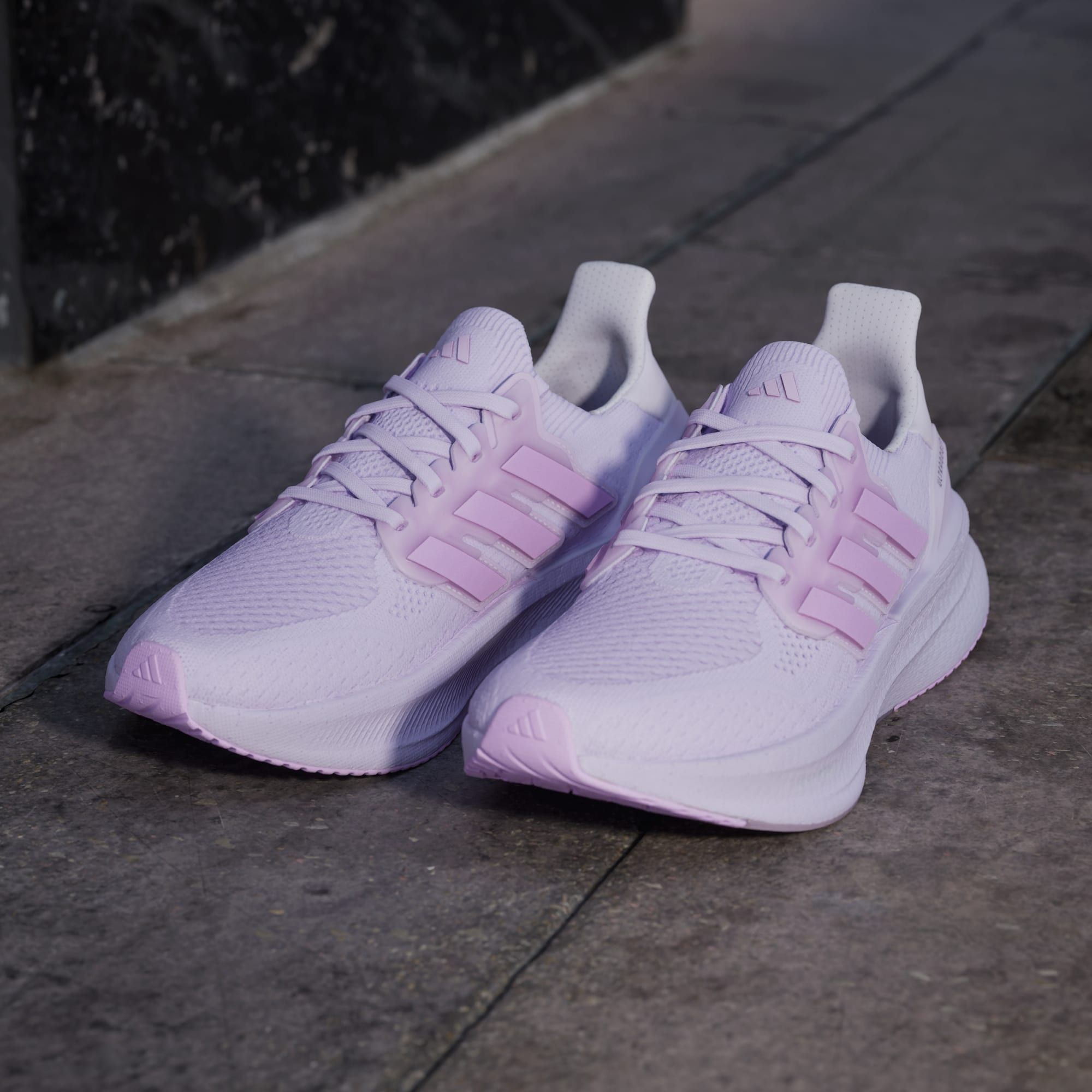  Giày Chạy Bộ Nữ Ultraboost 5 W 