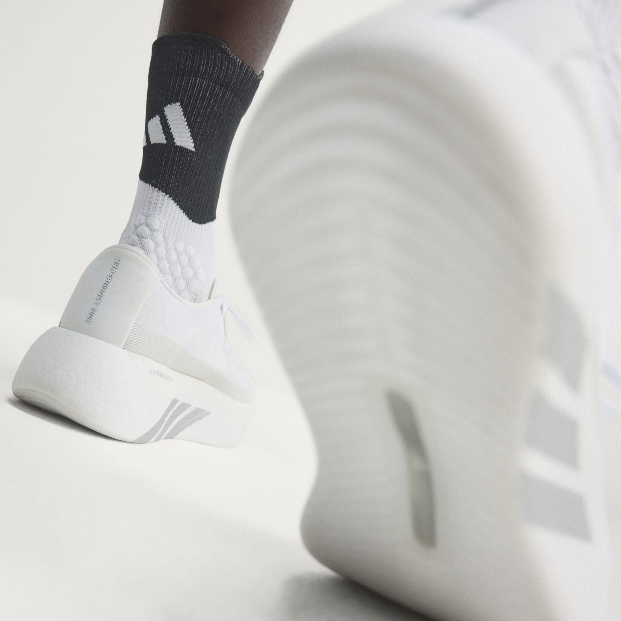  GIÀY CHẠY BỘ NAM ADIDAS HYPERBOOST EDGE M - KI4393 