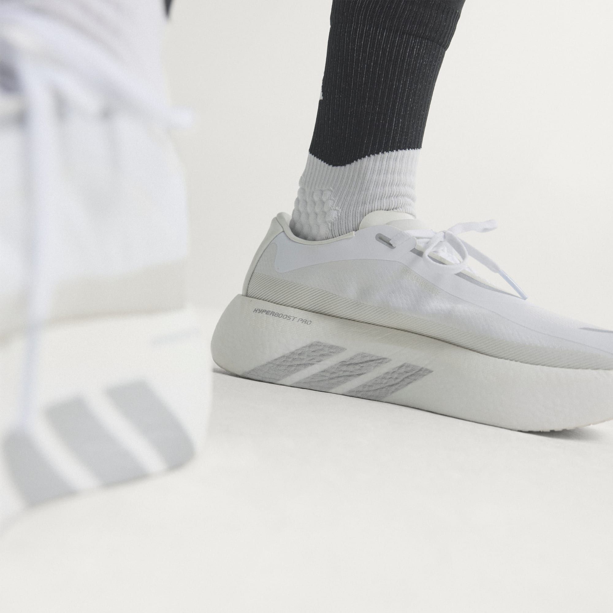 GIÀY CHẠY BỘ NAM ADIDAS HYPERBOOST EDGE M - KI4393 