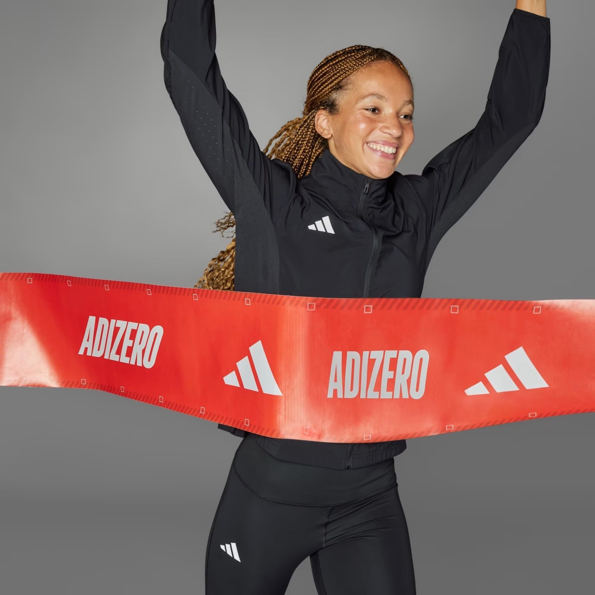  ÁO GIÓ NỮ ADIDAS ADIZERO ESSENTIALS - IT7595 