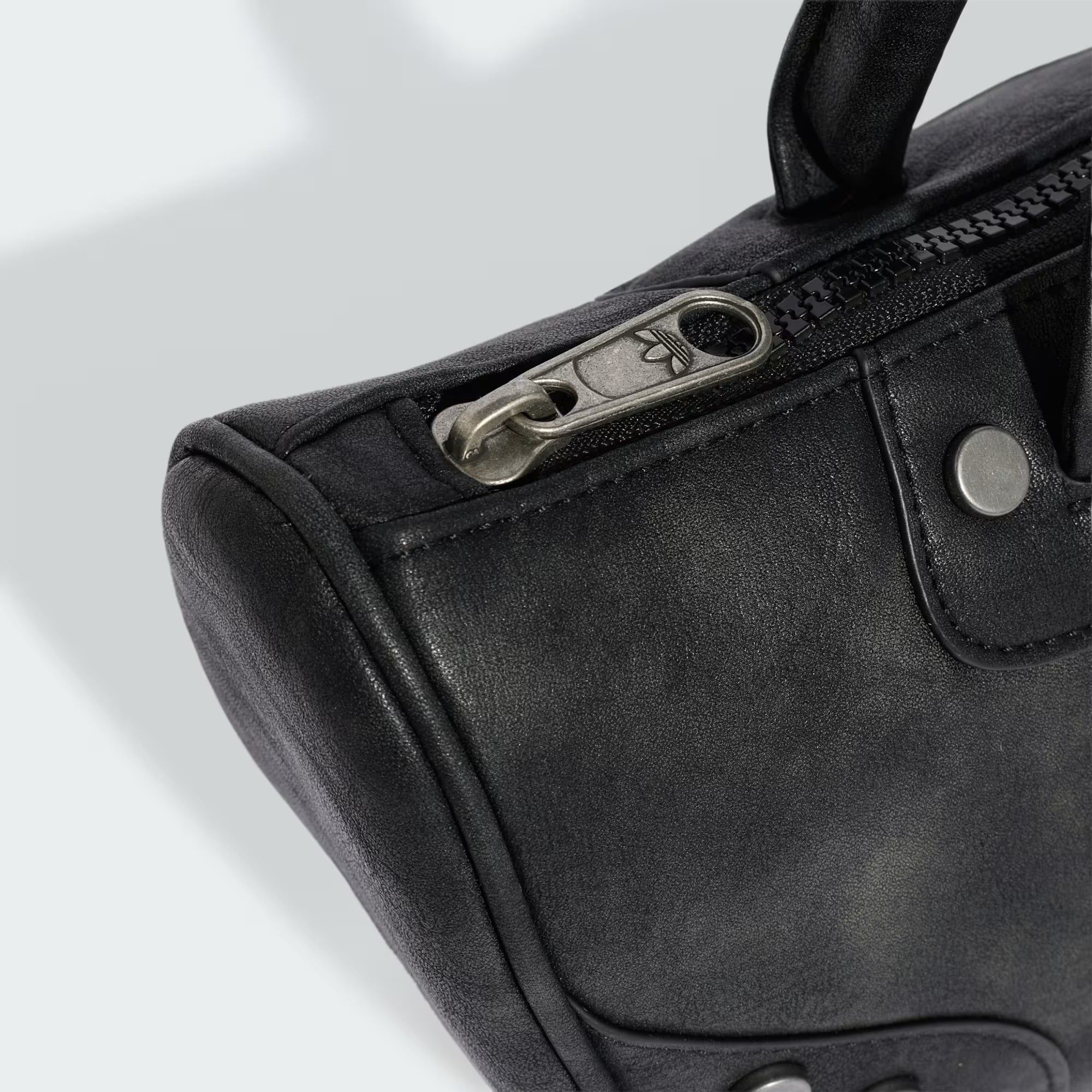  TÚI ĐINH TÁN ADIDAS BOWLING BAG - KS9292 