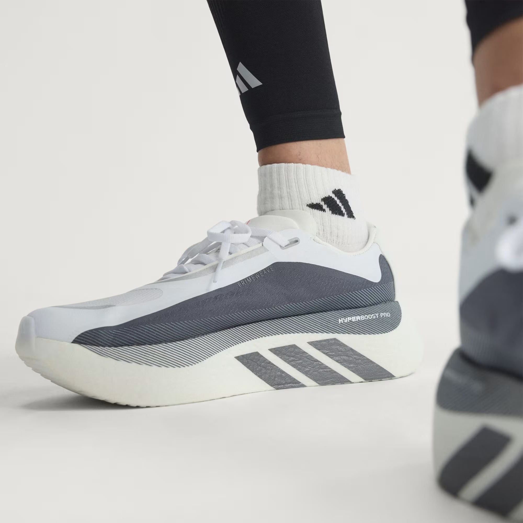  GIÀY CHẠY BỘ NAM ADIDAS HYPERBOOST EDGE M - KI4392 