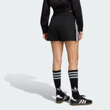 QUẦN SHORT NỮ ADIDAS LACE 3 SỌC REN - LG4267 