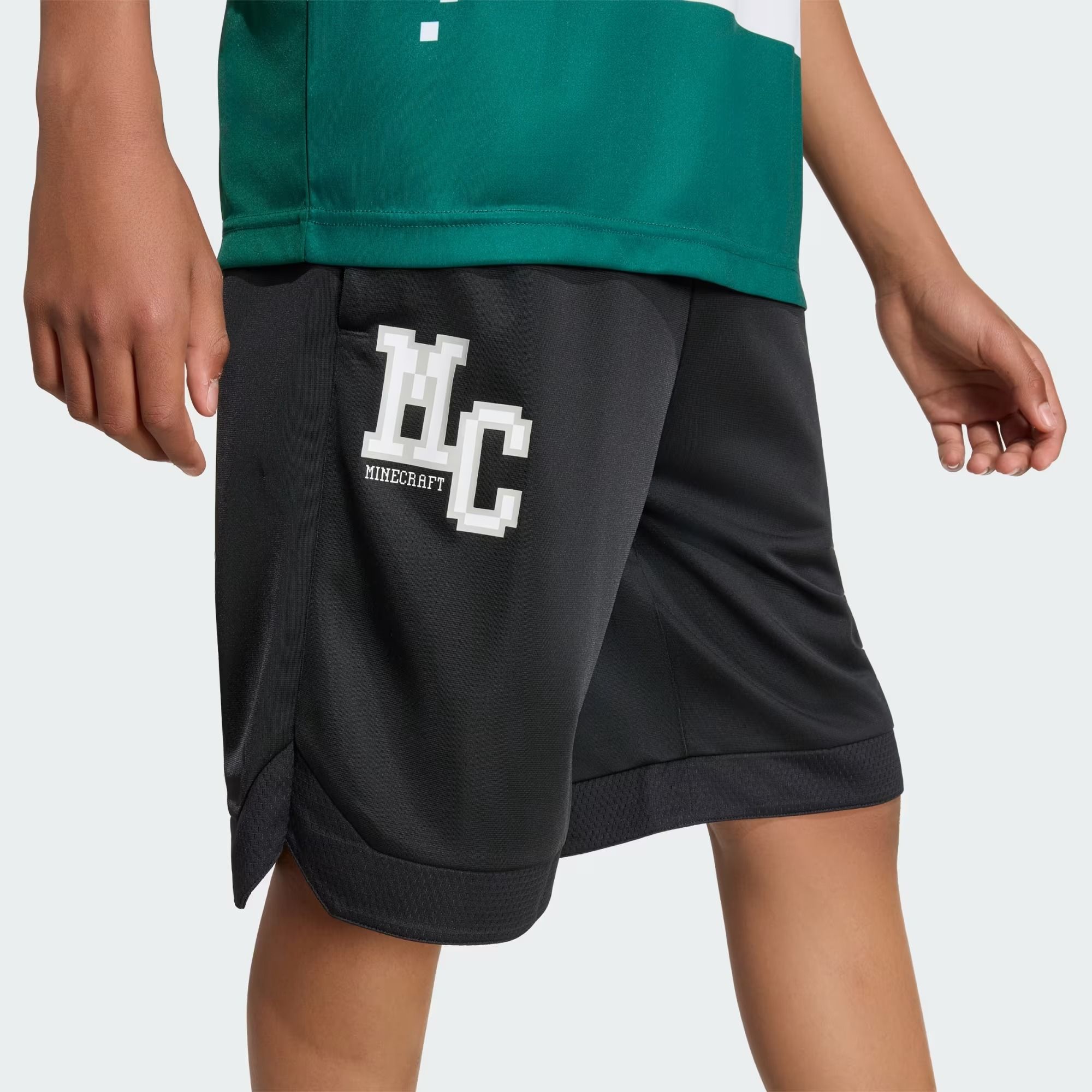  Quần short Trẻ Em Adidas MINECRAFT - KH3204 