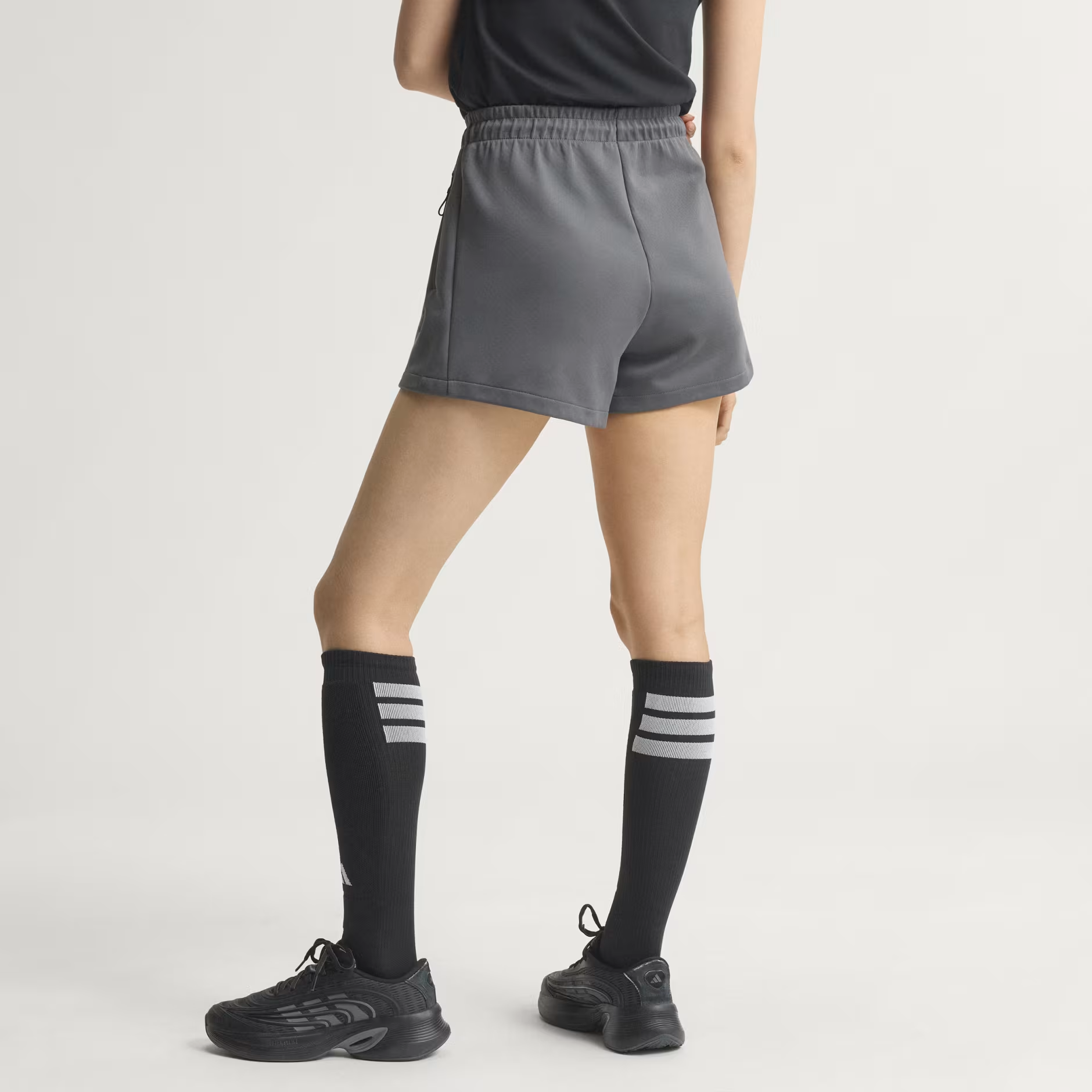  QUẦN SHORT NỮ ADIDAS Z.N.E. - KF6351 