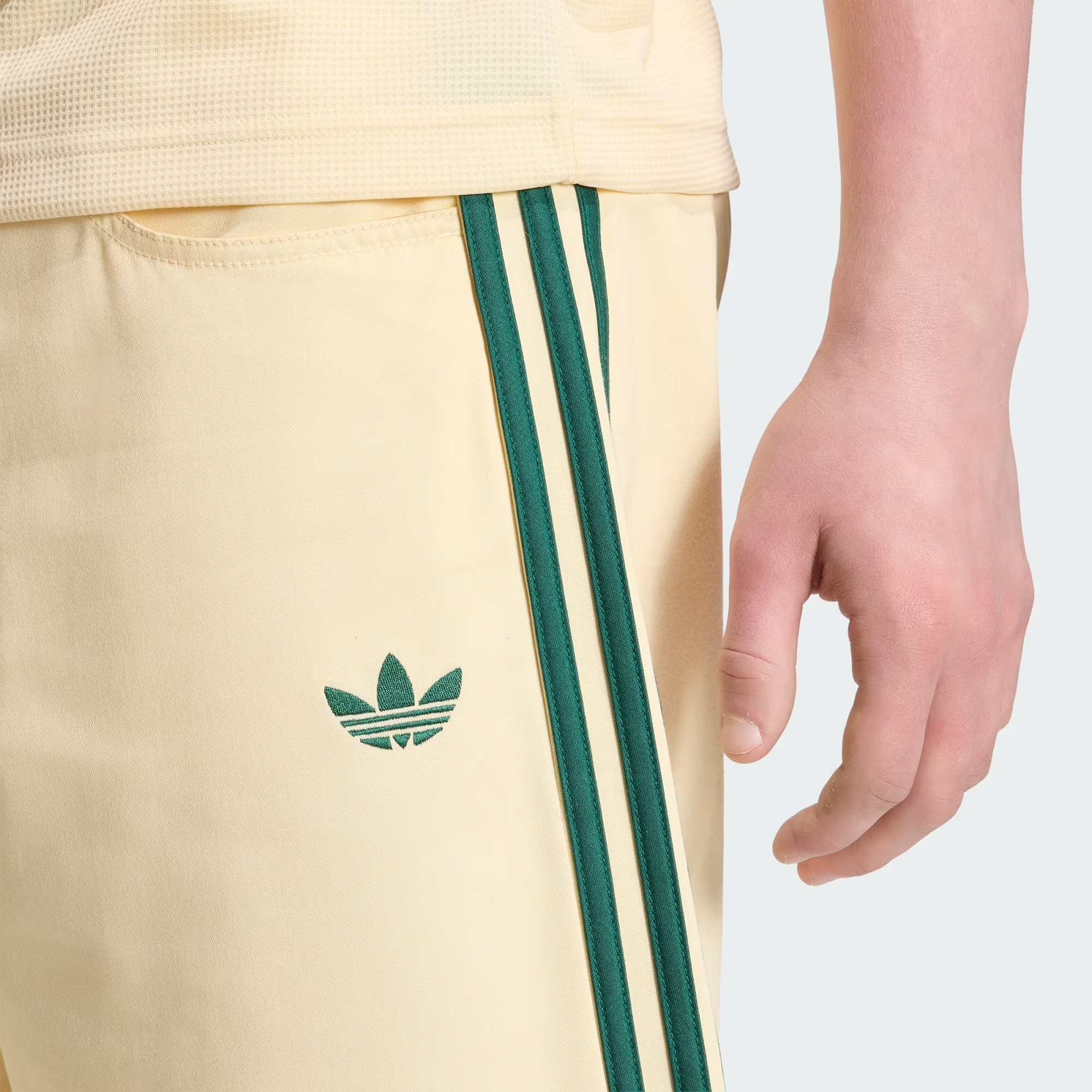  QUẦN SHORT NAM ADIDAS FIREBIRD SHO - KT4302 