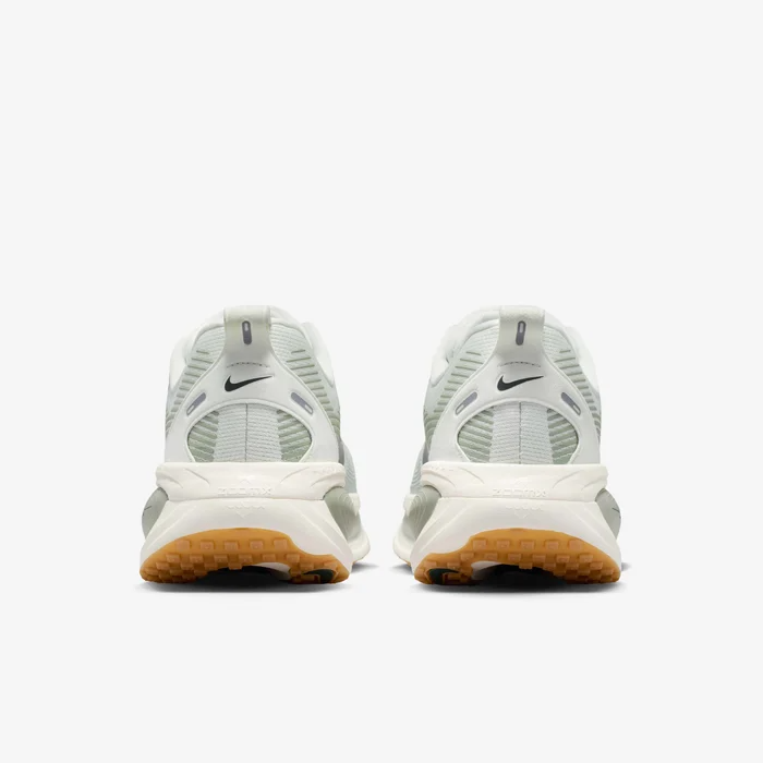  Giày chạy bộ Nam Nike Vomero 18 - HM6803-020 