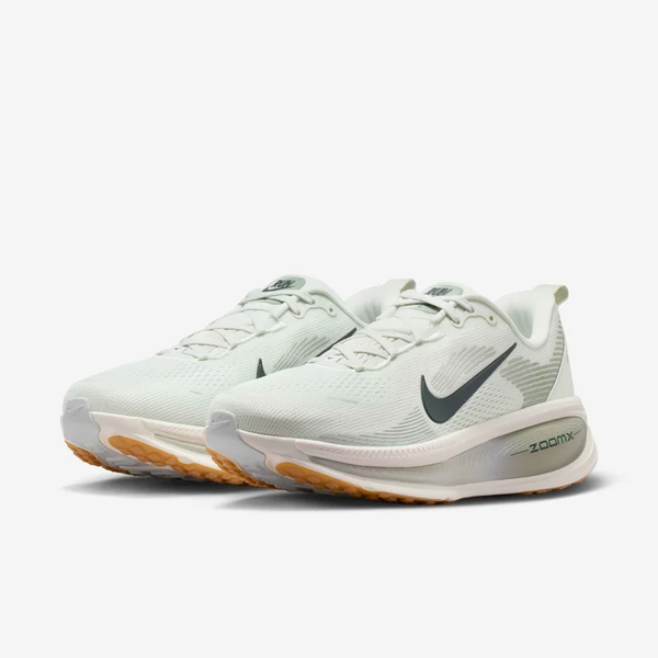  Giày chạy bộ Nam Nike Vomero 18 - HM6803-020 