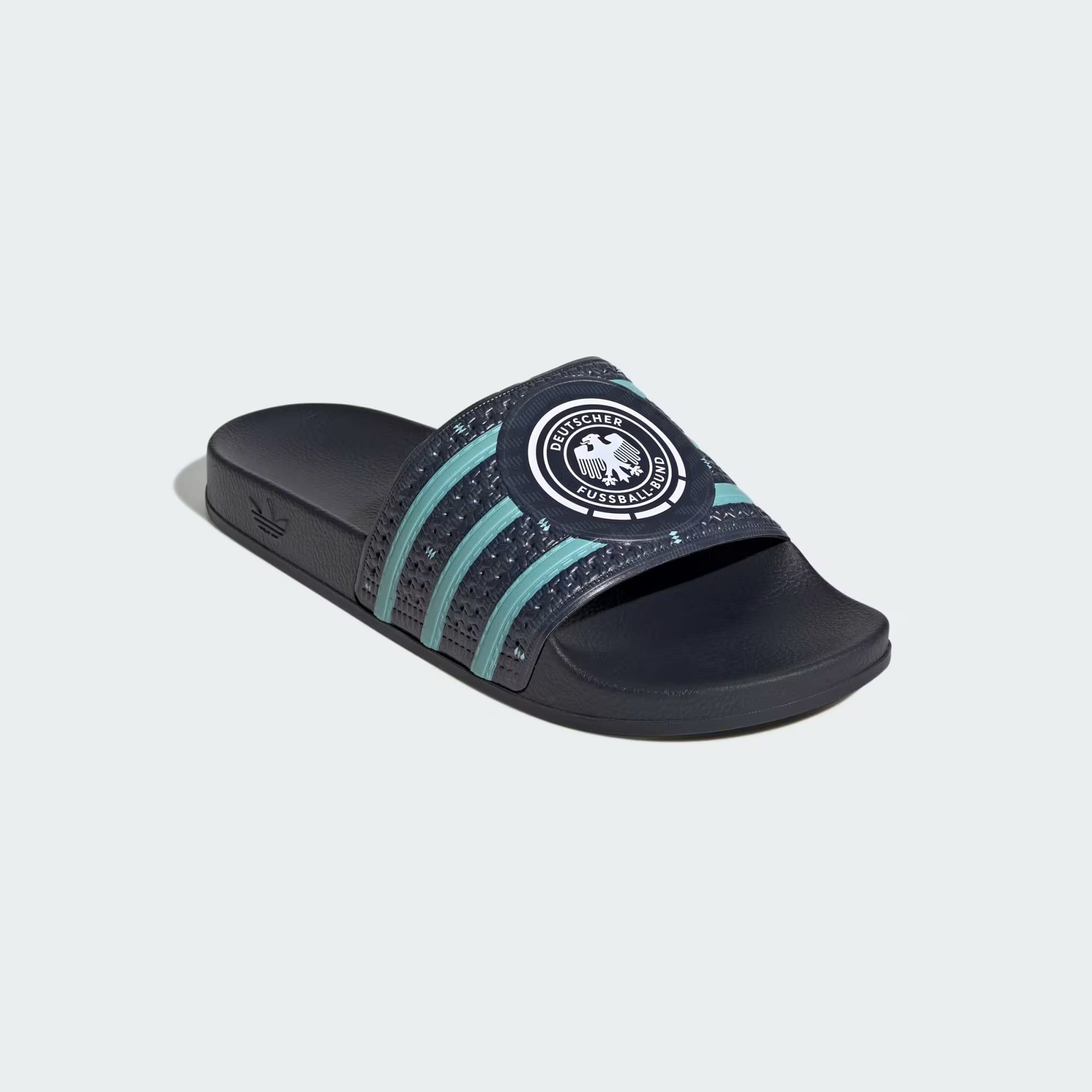  Dép Unisex Adidas GERMANY Trefoil - KZ9405 