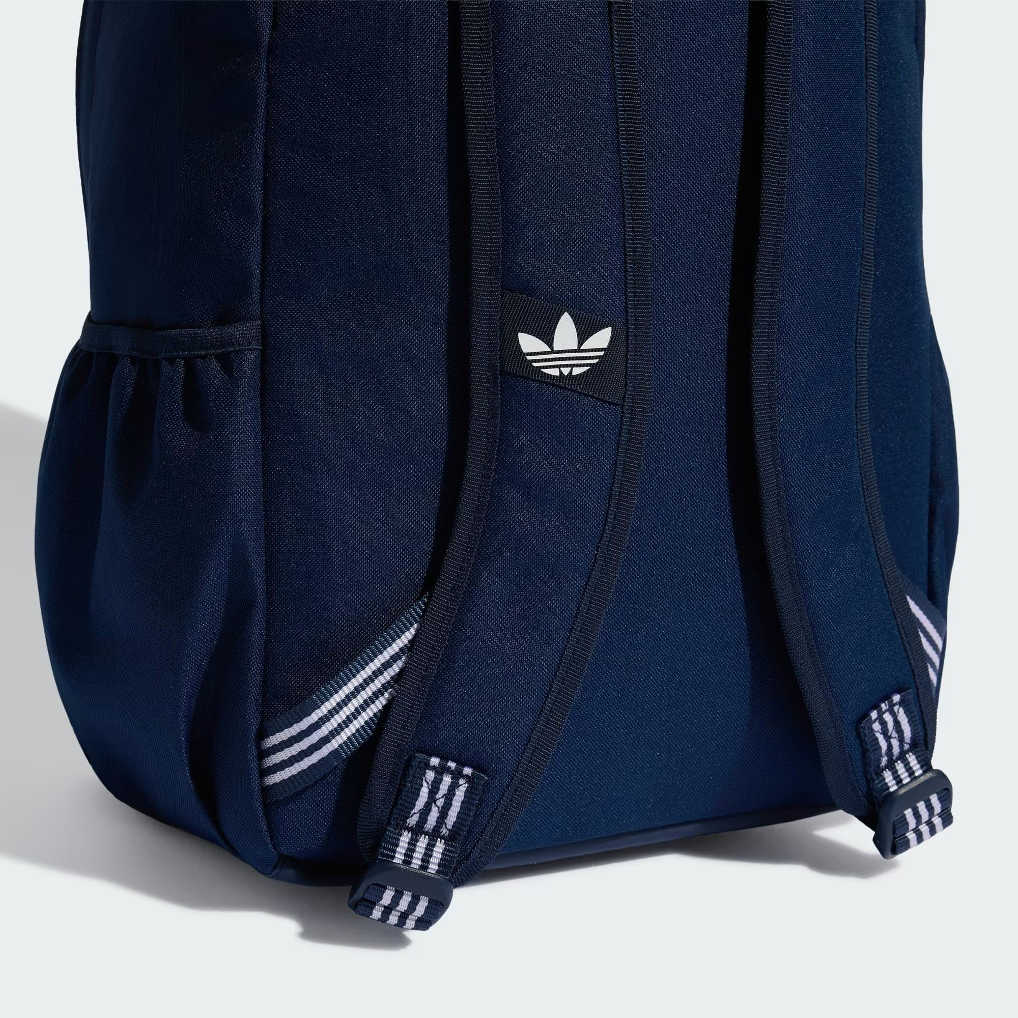  BALO ADIDAS ADICOLOR CLASSIC - KQ6391 