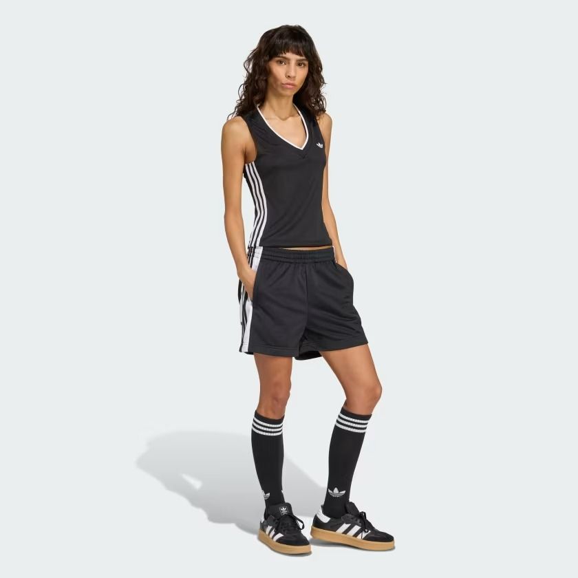 Áo thun Nữ cổ chữ V adidas V-neck