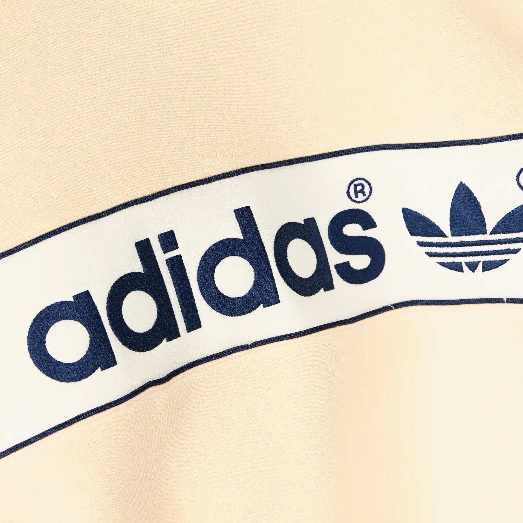  ÁO SWEATSHIRT NỮ ADIDAS ADISIGNATURE NY - LD1652 