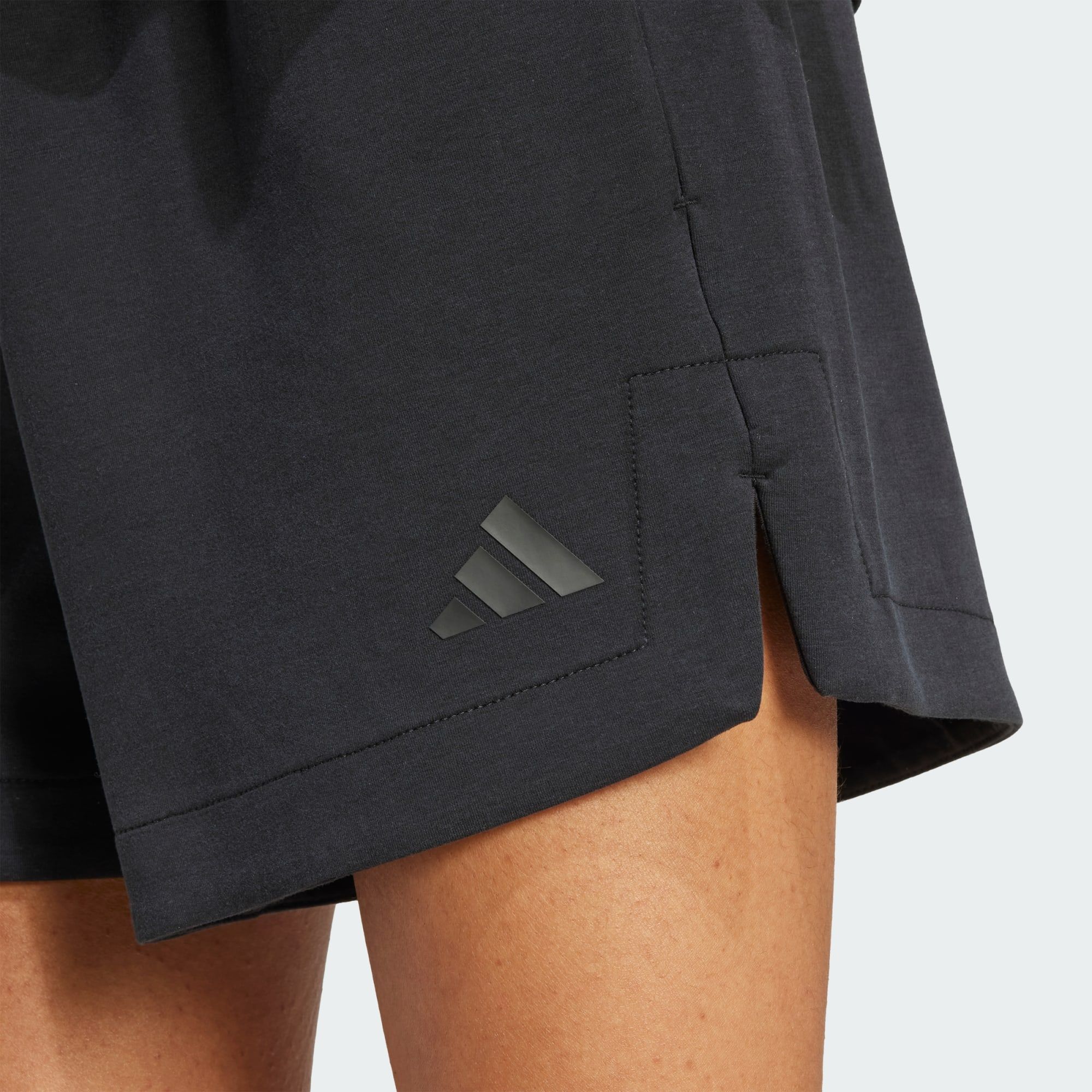  Quần Short Nữ Dáng Rộng Soft Lux 