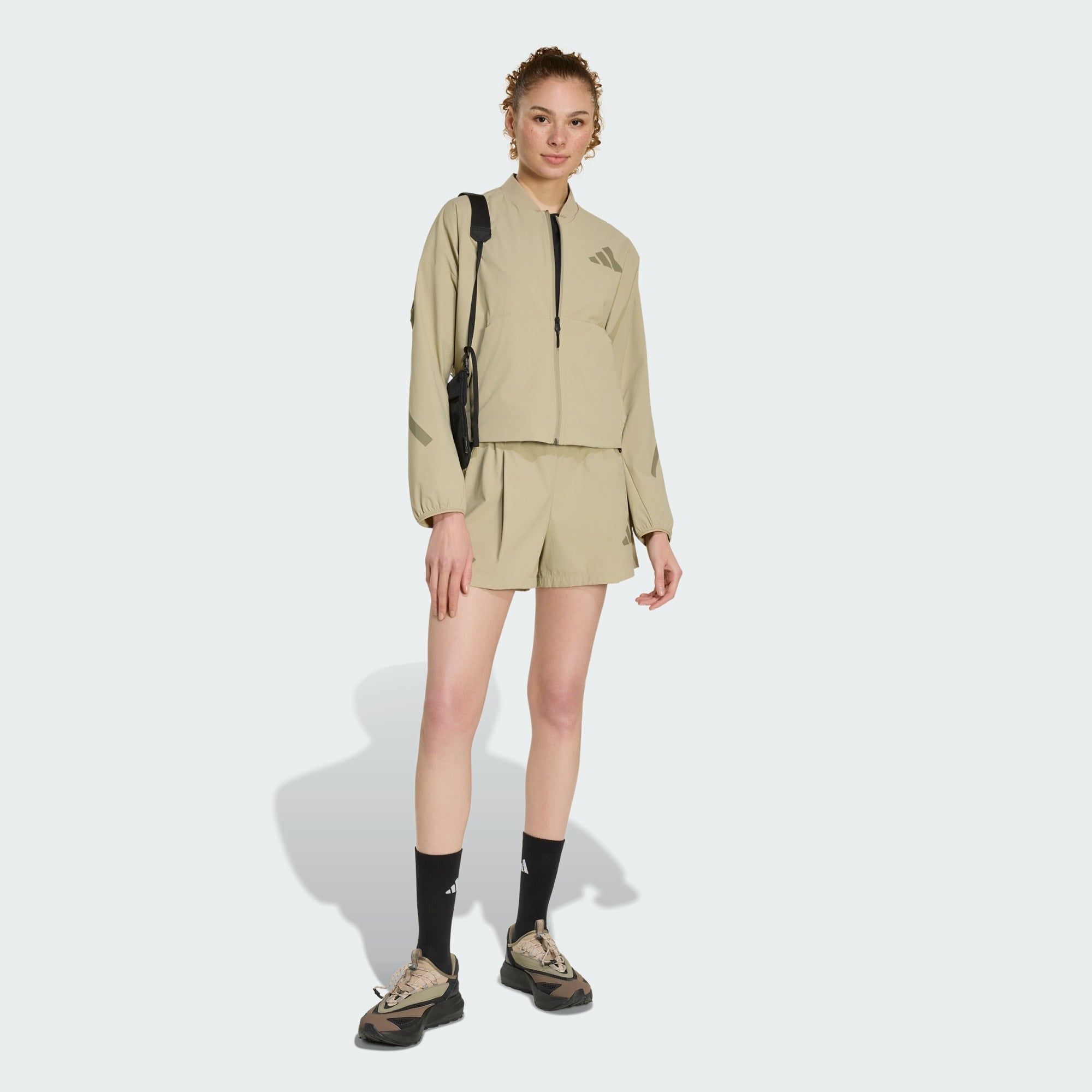  Quần Short Nữ Vải Dệt Adidas Z.N.E. 