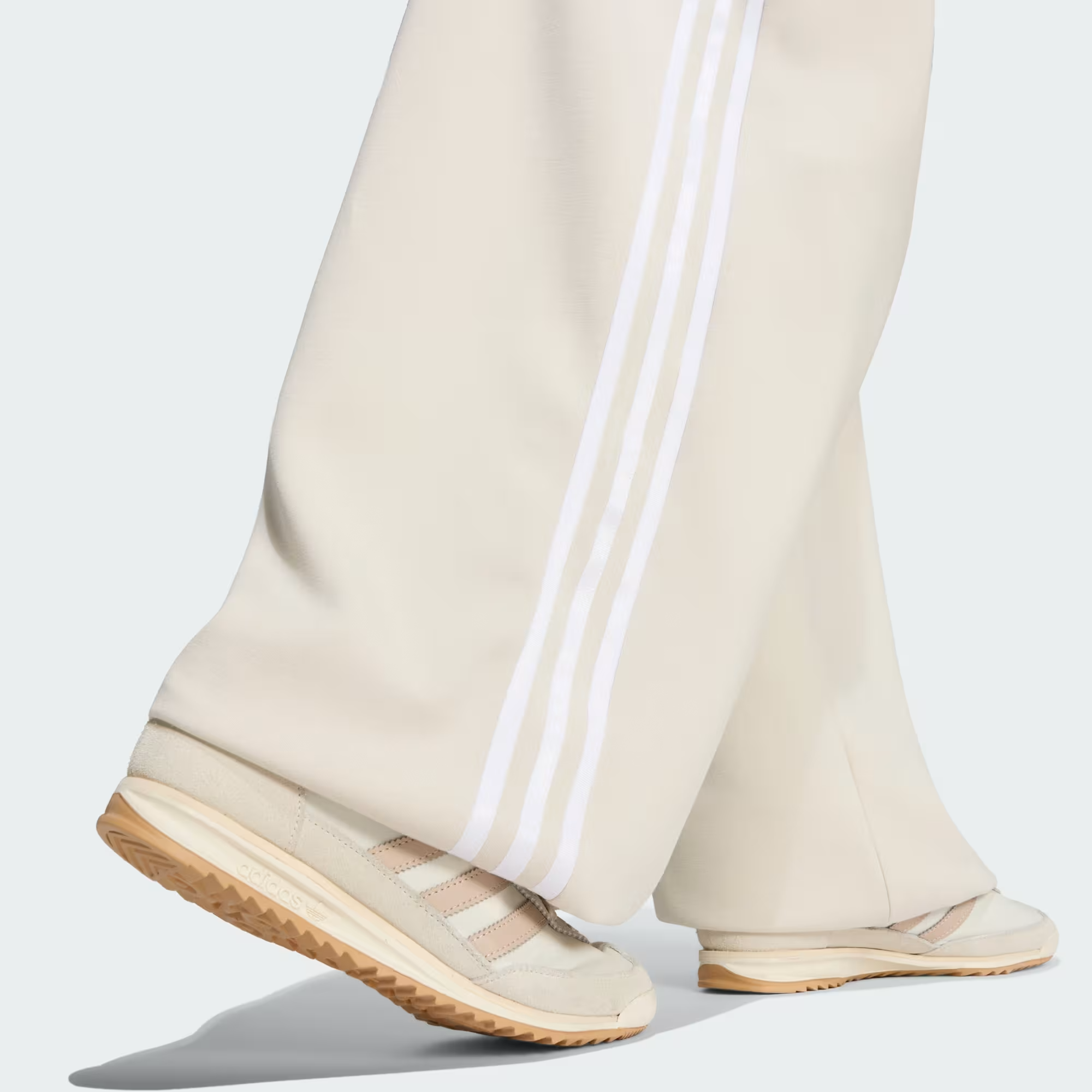  QUẦN TRACK PANTS NỮ ADIDAS ORIGINALS BY JENNIE XẾP LY - LD4965 