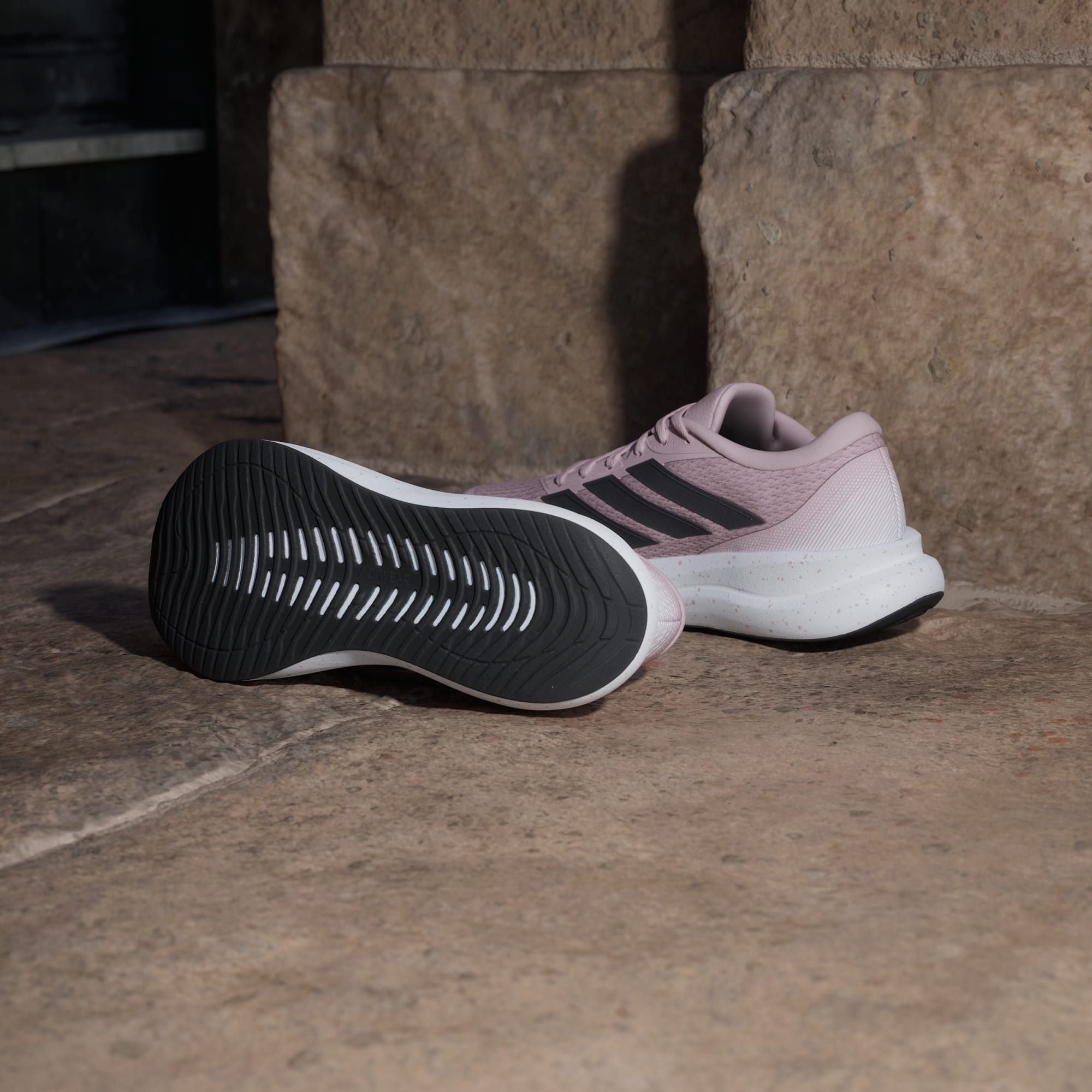  GIÀY CHẠY BỘ NỮ ADIDAS RUNFALCON -  IH9536 