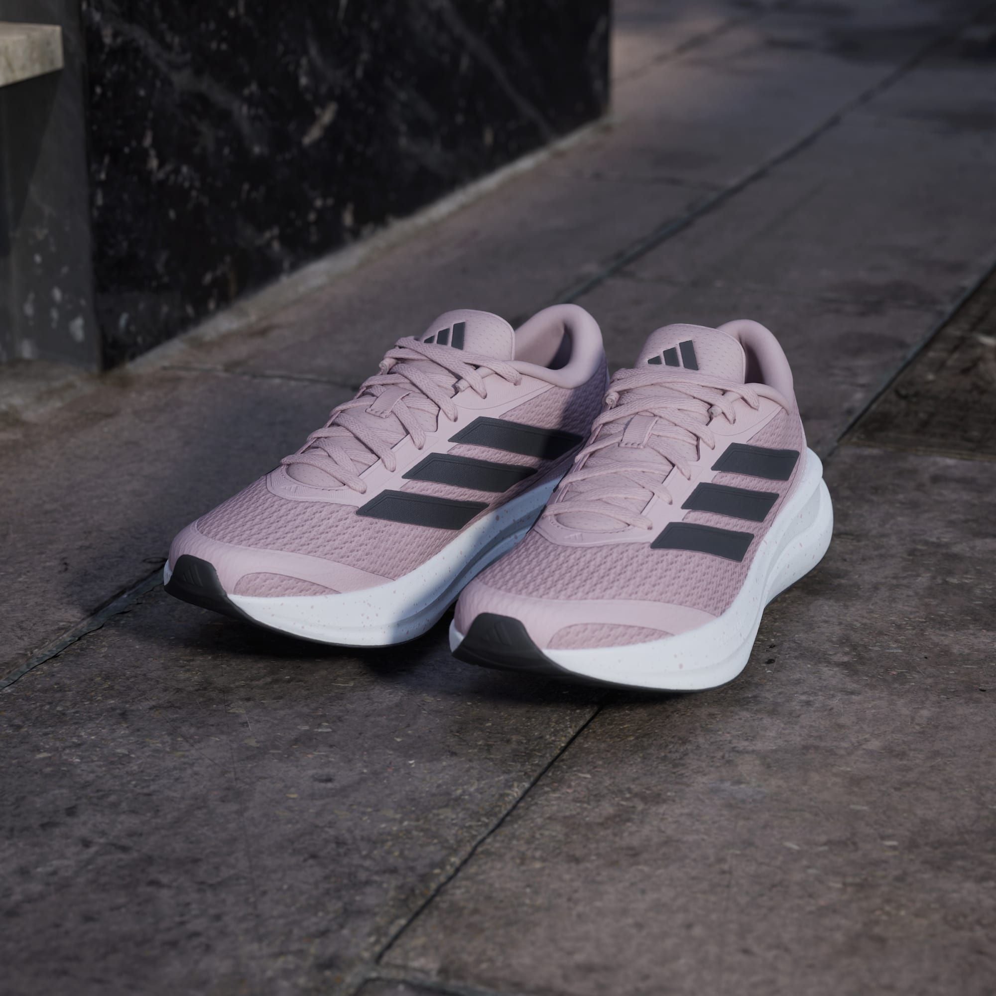  GIÀY CHẠY BỘ NỮ ADIDAS RUNFALCON -  IH9536 