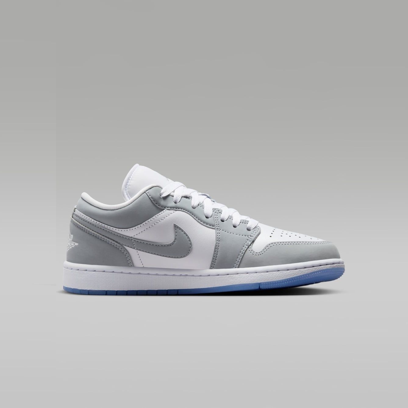 Giày bóng rổ Air Jordan 1 Low Nike Nữ DC0774-105 