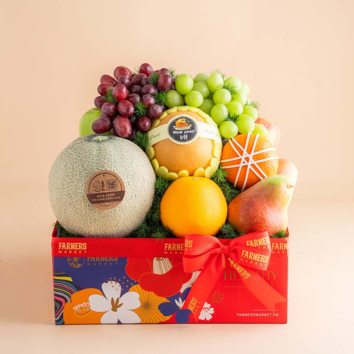  Giỏ Quà Trái Cây Hỗn Hợp Tone Đỏ Họa Tiết Tiêu Chuẩn - GIAO NỘI THÀNH TPHCM 