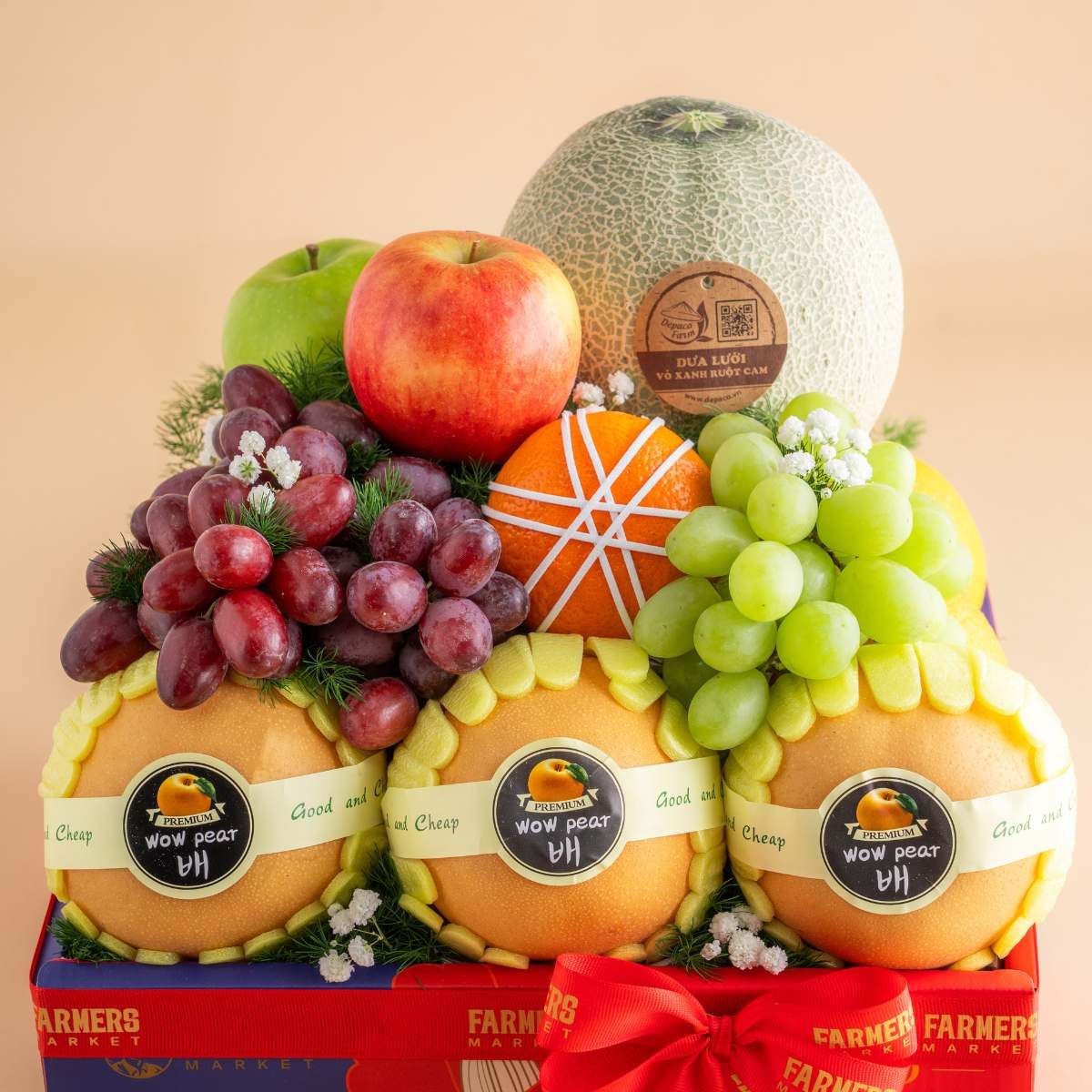  Giỏ Quà Trái Cây Tươi Tone Đỏ Họa Tiết Tiêu Chuẩn - GIAO NỘI THÀNH TPHCM 