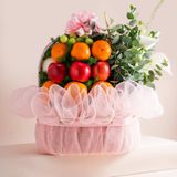  Giỏ Quà Trái Cây Và Hoa Tone Hồng Trắng Thanh Lịch  - GIAO NỘI THÀNH TPHCM 