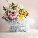  Giỏ Quà Trái Cây Và Hoa Tone Trắng Hồng Thanh Lịch  - GIAO NỘI THÀNH TPHCM 