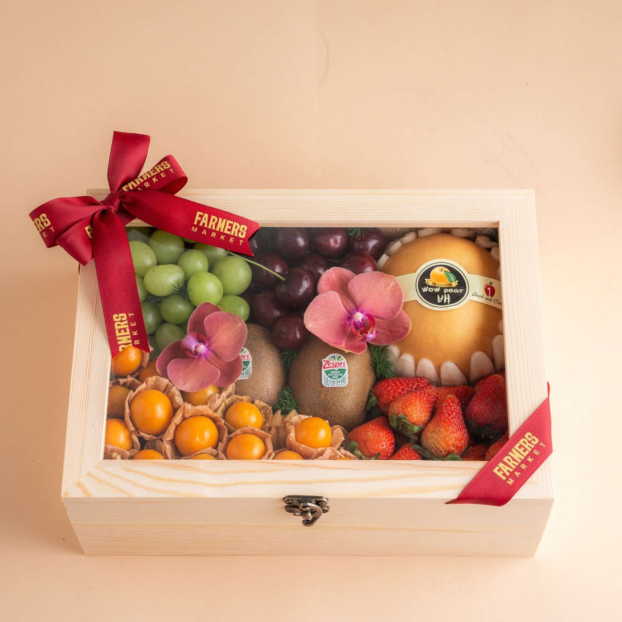  Hộp Quà Trái Cây Các Loại Và Lan Hồ Điệp Tiêu Chuẩn - GIAO NỘI THÀNH TPHCM 