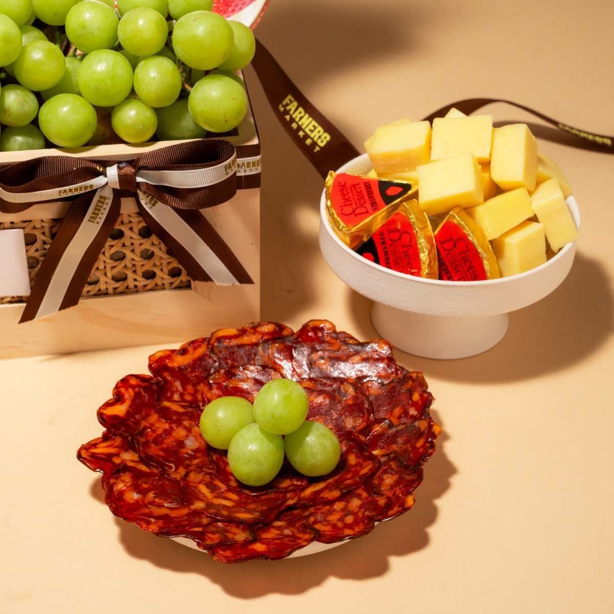  Khay Quà Rượu Vang, Phô Mai & Trái Cây Tinh Tế - GIAO NỘI THÀNH TPHCM 