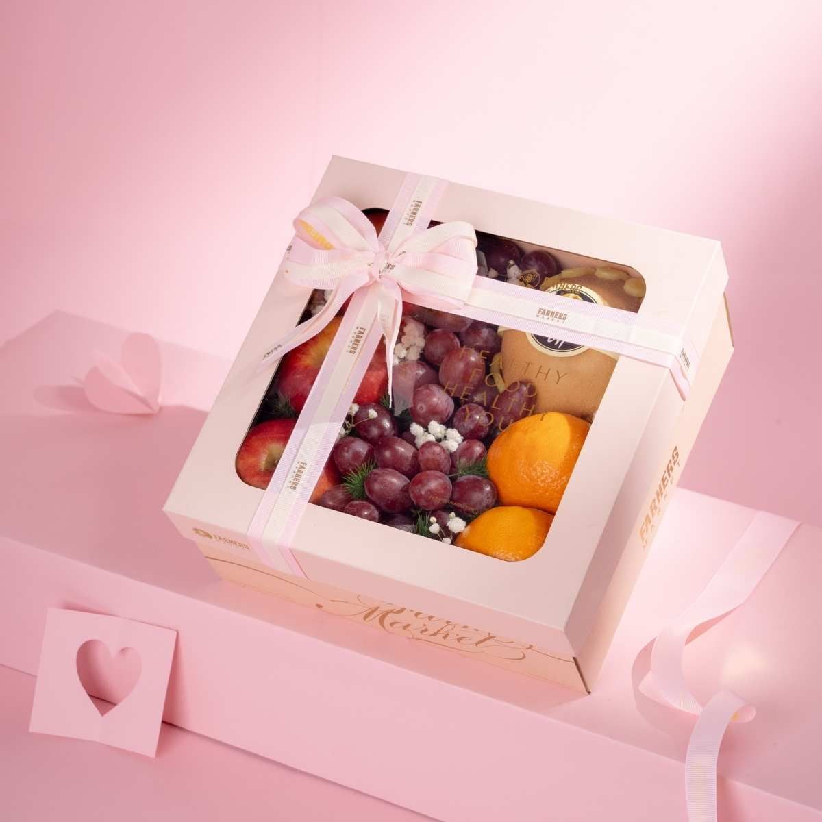  Hộp Quà Nho Đỏ Và Trái Cây Các Loại Tone Hồng Cơ Bản - GIAO NỘI THÀNH TP.HCM 