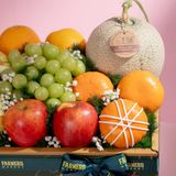  Giỏ Quà Nho Xanh Và Trái Cây Các Loại Tone Xanh Lá Tiêu Chuẩn - GIAO NỘI THÀNH TP.HCM 