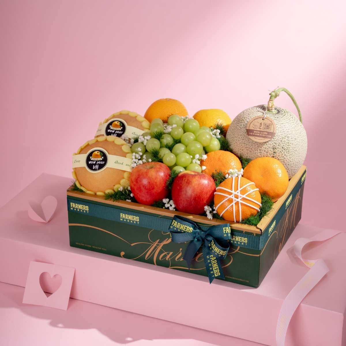  Giỏ Quà Nho Xanh Và Trái Cây Các Loại Tone Xanh Lá Tiêu Chuẩn - GIAO NỘI THÀNH TP.HCM 