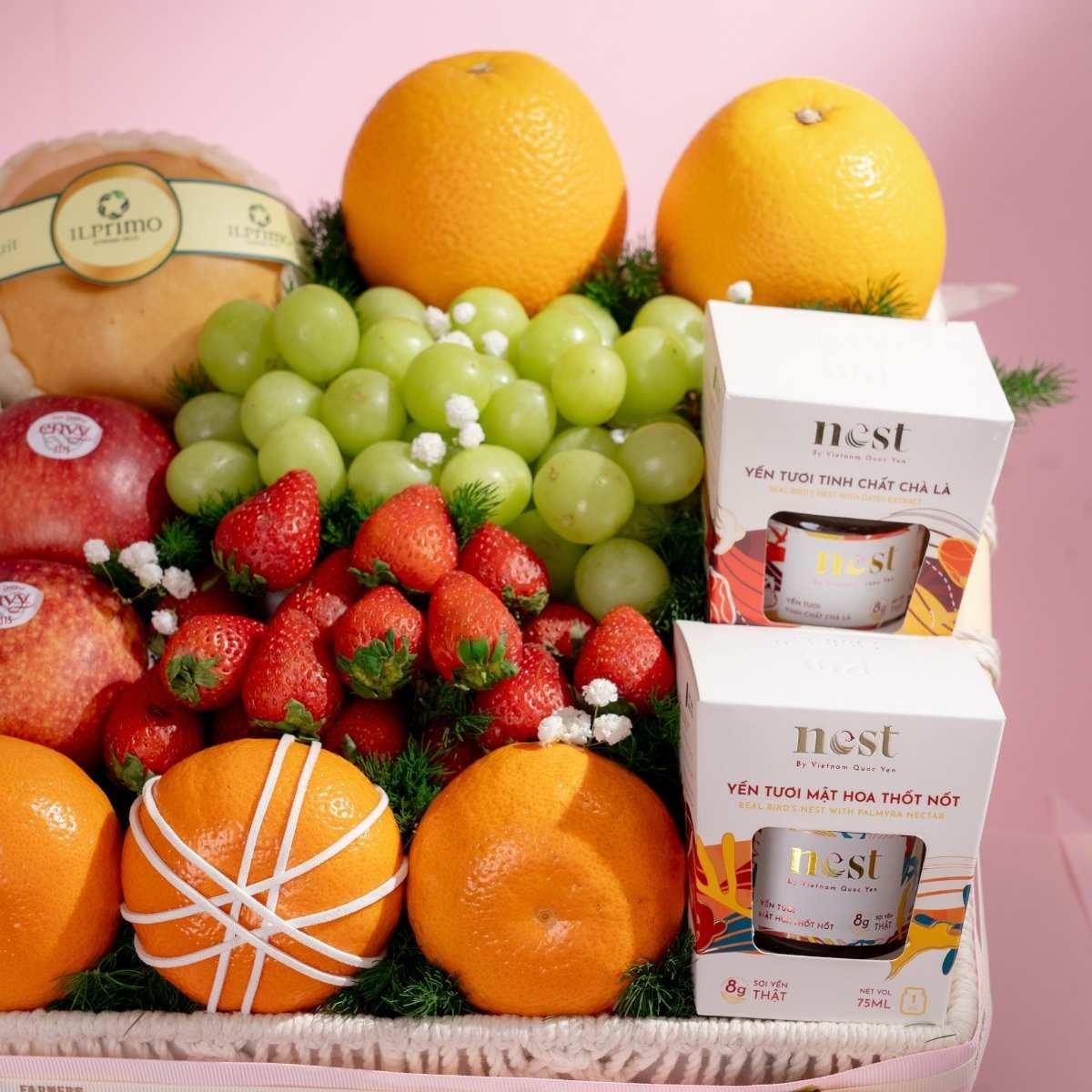  Giỏ Đan Trái Cây Các Loại Và Yến Tươi Tone Trắng Tinh Tế - GIAO NỘI THÀNH TPHCM 