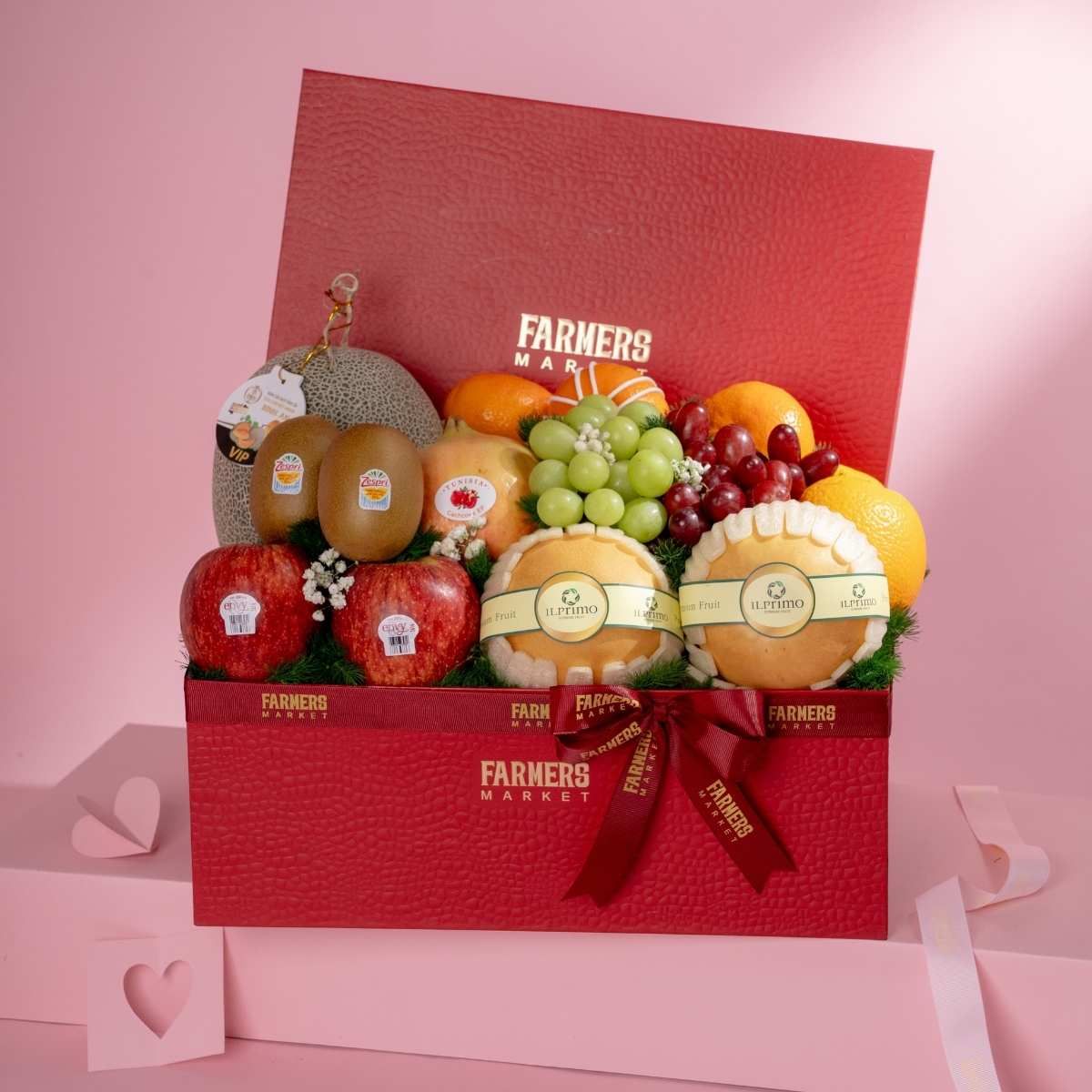  Giỏ Quà Nho Và Trái Cây Các Loại Tone Đỏ Thanh Lịch - GIAO NỘI THÀNH TPHCM 