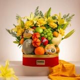  Tháp Trái Cây Tươi Và Hoa Ly Tone Đỏ Vàng Tinh Tế - GIAO NỘI THÀNH TPHCM 