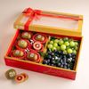 Hộp quà Kiwi đỏ và nho tone đỏ tiêu chuẩn