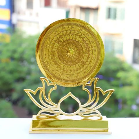 Mặt trống đồng chân đế hoa sen mạ vàng