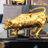 Tượng bò tót phố Wall mạ vàng 24K