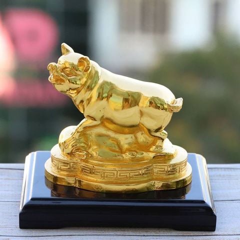 Tượng Heo vàng phong thủy