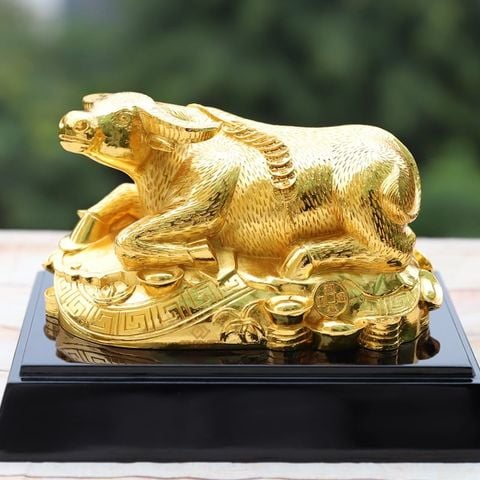 Tượng Kim Ngưu Vượng Tài mạ vàng