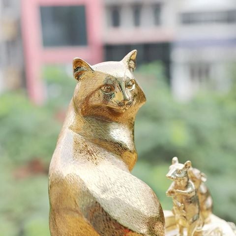 Tượng Mèo Cung Tiến