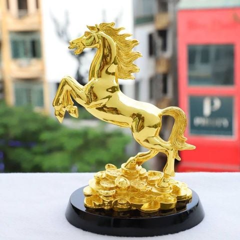 Tượng Ngựa Tài Lộc