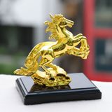 Tượng Ngựa vờn mây mạ vàng