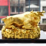Tượng Trâu Vàng Đại Cát