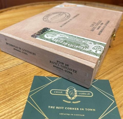 Rafael Gonzales Coronas de Lonsdales -10s (Giá: Liên hệ)